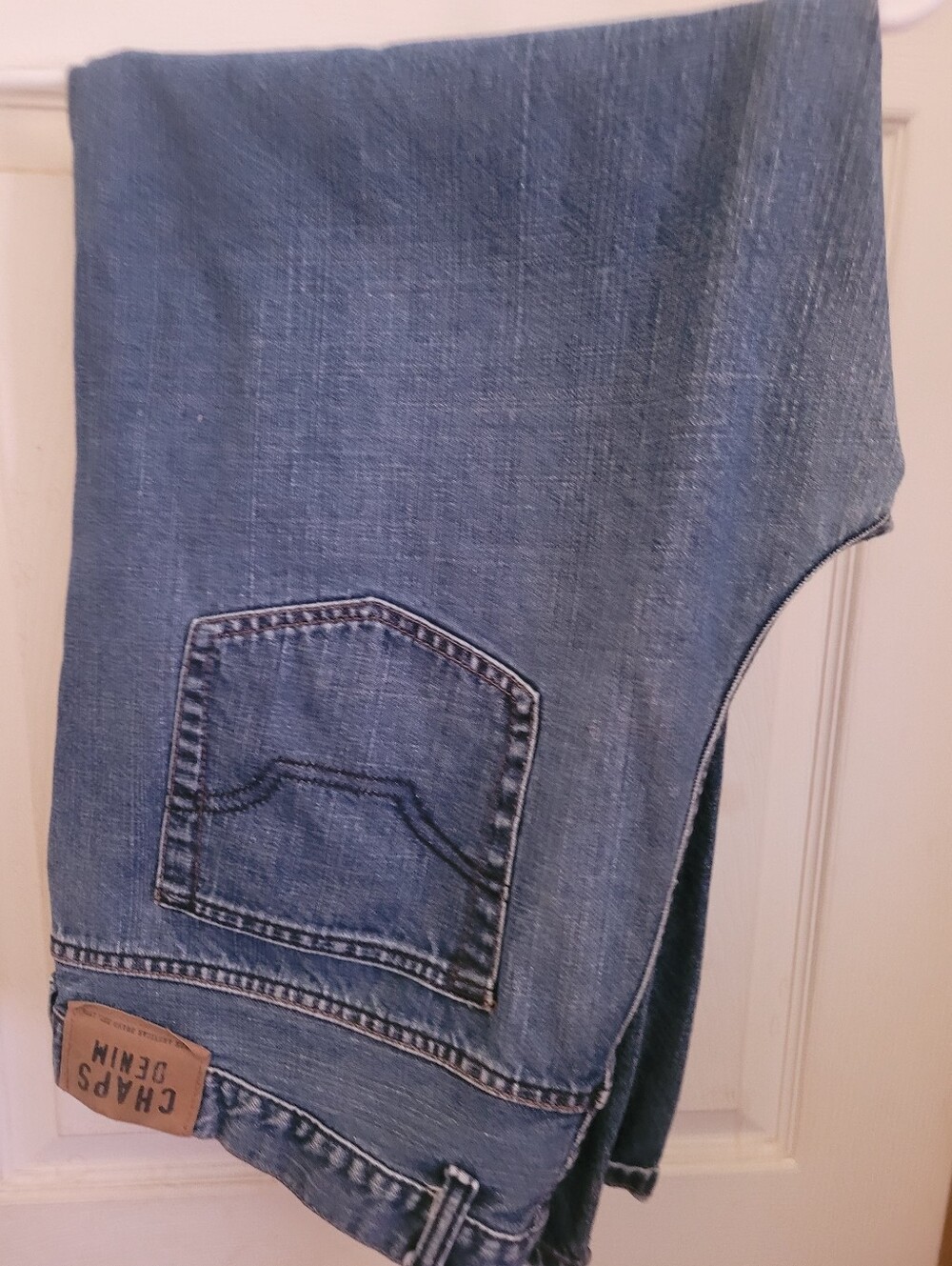 Chaps jeans size 42 x30 And 42 x30 Arizona mens jeans